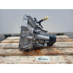 CAMBIO MANUALE COMPLETO DACIA DUSTER 1° SERIE 320104887R 6 MARCE MANUALE H4M740 BIFUEL/GAS 1598 (10-)