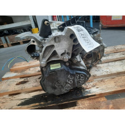 CAMBIO MANUALE VOLKSWAGEN Caddy 3° Serie COMPLETO 02E300043LX006 BLS BLS diesel