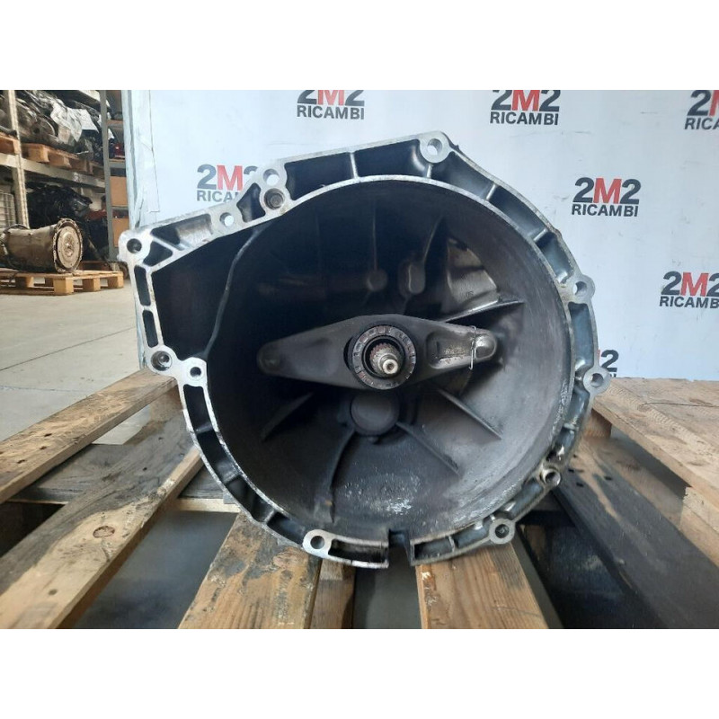 Complete manual transmission BMW 1 Series damaged F20, 23007597917 and 2170017398, 6-speed, N13B16A gasoline, (11-19).
