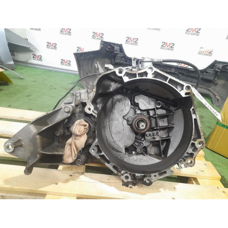 Complete manual transmission Opel Insignia Sedan Gasoline 1598 (08-17)