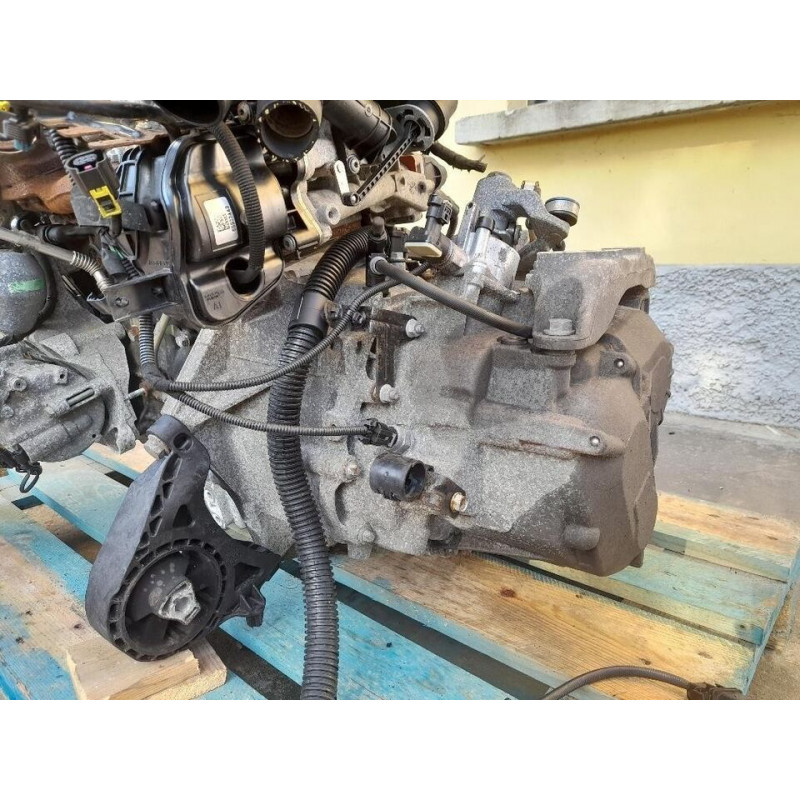 Complete Manual Transmission OPEL INSIGNIA Sedan 55562430 A20DTH Diesel 1956cc (2008-2017)