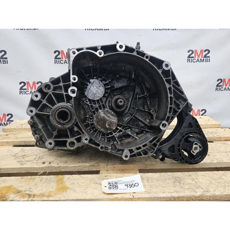 COMPLETE MANUAL TRANSMISSION OPEL INSIGNIA SEDAN A20DTJ 55562430 A20DTJ DIESEL 1956 (08-17)