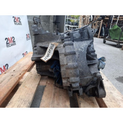 Complete manual transmission Volvo S40 2nd series, part number 6M2R-7F096-E0, engine code D4204T, diesel, 1998 cc (03-13).