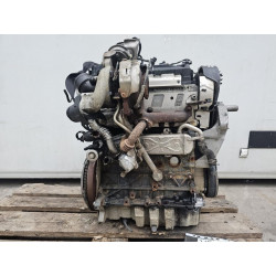 MOTORE COMPLETO VOLKSWAGEN Caddy 3° Serie CAYD 102 CV 75 KW CAYD diesel 15