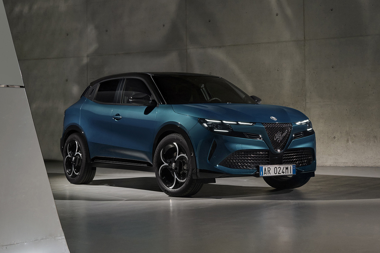 Alfa Romeo Junior 2025: Il Nuovo B-SUV Italiano che Punta in Alto