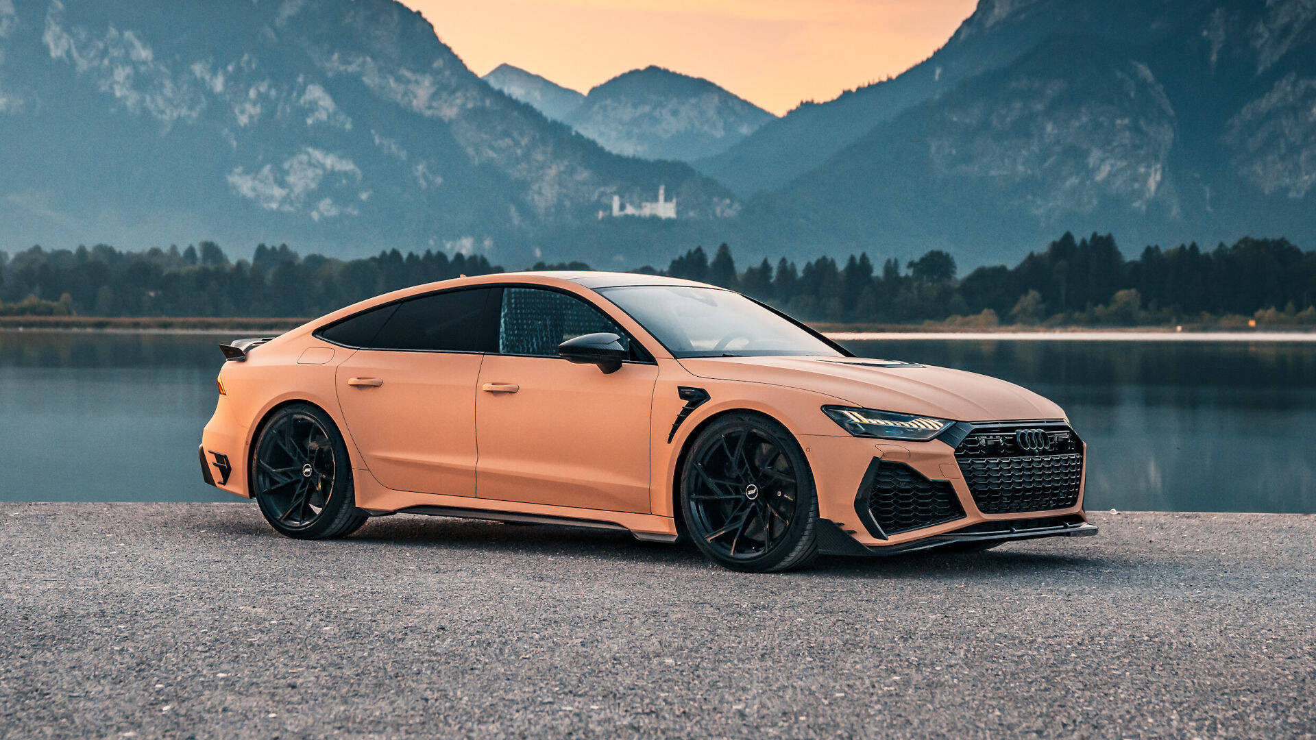 Audi RS7 2025: Prestazioni Straordinarie e Design Raffinato per la Superberlina