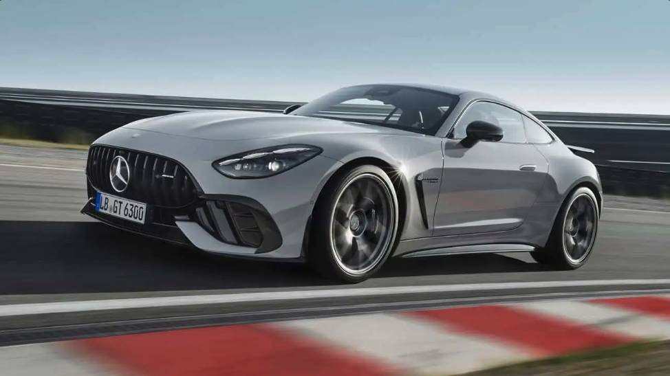 Nuova Mercedes-AMG GT 63 2025: Più Potenza e Lusso Estremo