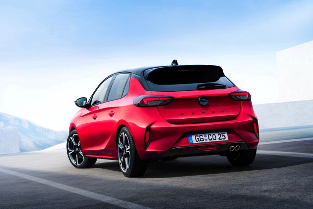 Nuova Opel Corsa 2024: Più Tecnologica, Moderna ed Elettrica che Mai