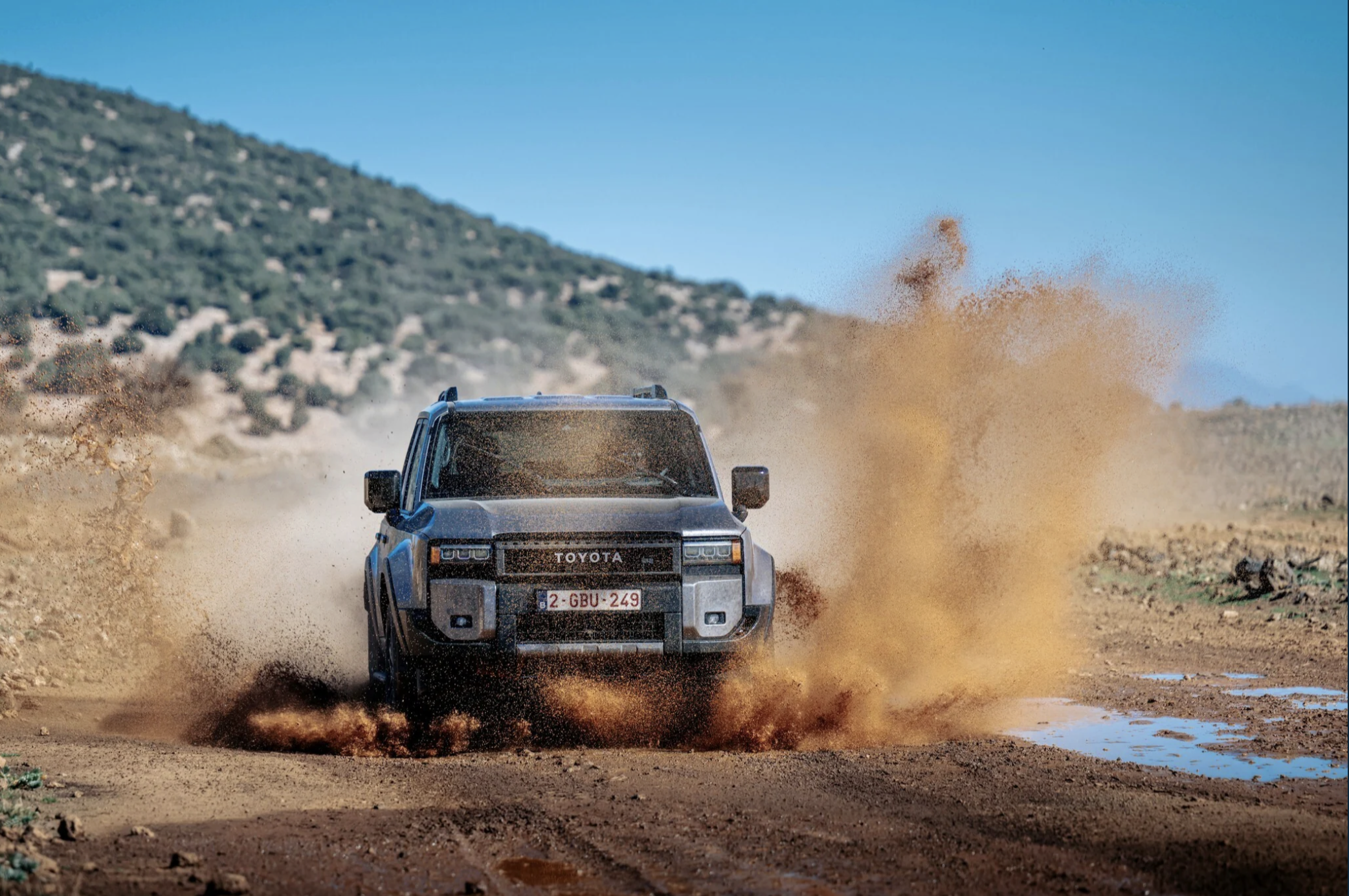 Toyota Land Cruiser 2025: il ritorno del mito in chiave moderna